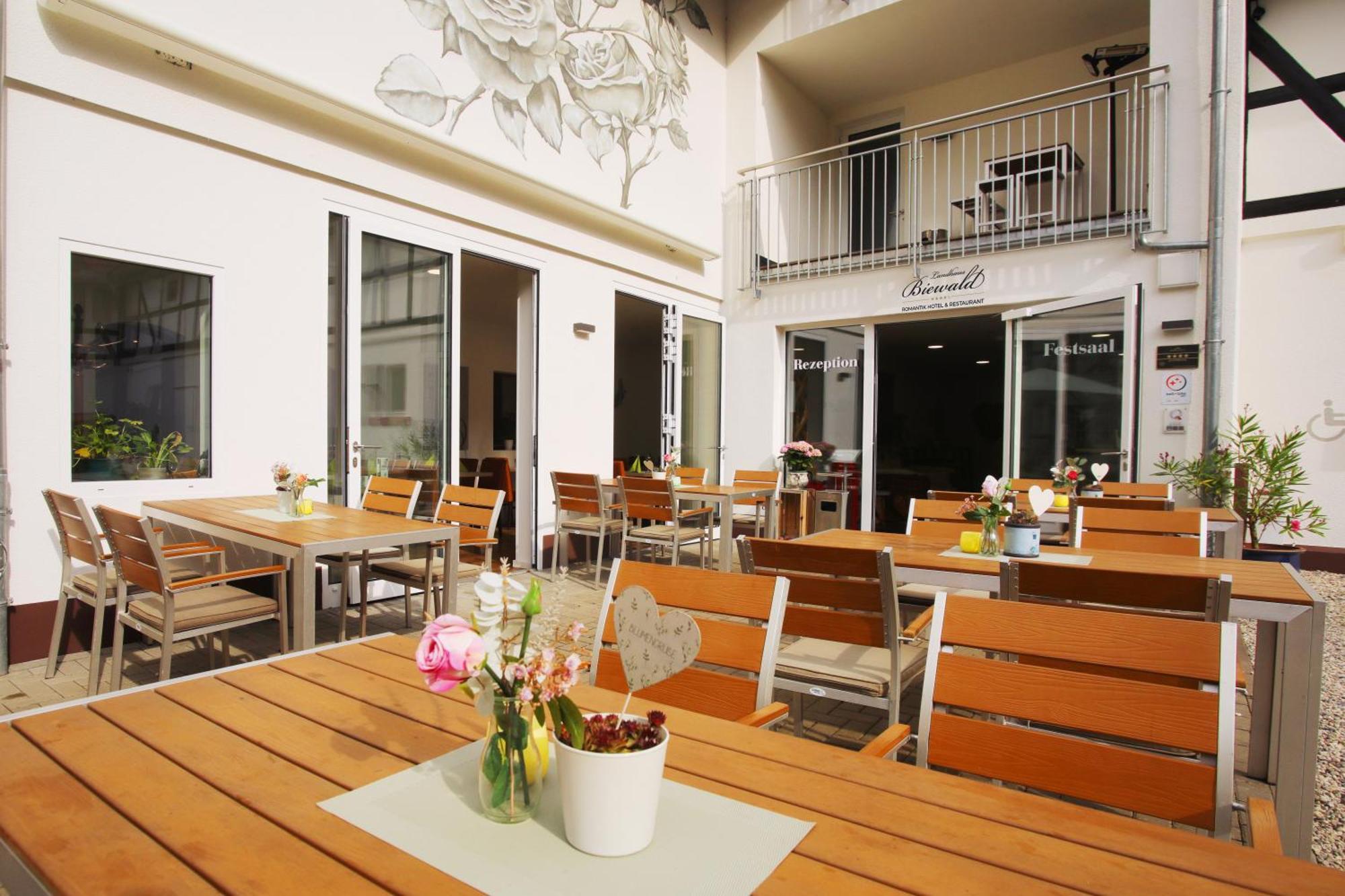 Romantik Hotel Landhaus Biewald Friedland  エクステリア 写真